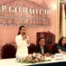 Chạm vào ký ức Hà Nội bằng đêm nhạc ‘Phú Quang-Tình yêu ở lại’